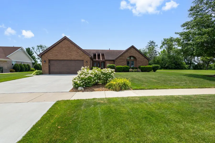 252 Miller Street, Beecher, IL 60401 - #2