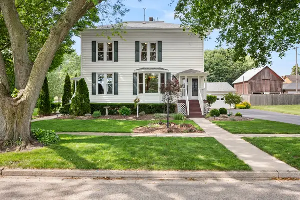 204 E Navaho Avenue, Shabbona, IL 60550