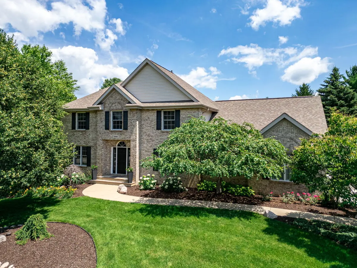 840 Boulder Ridge Drive, Belvidere, IL 61008 - #1