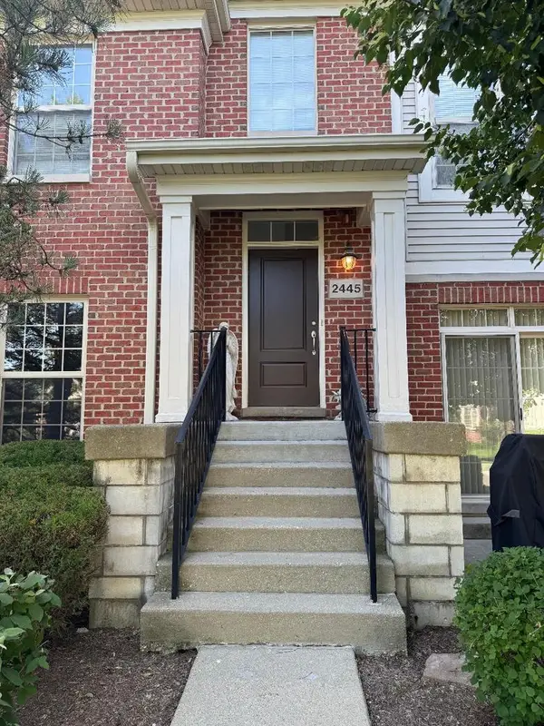 2445 Waterbury Lane #2445, Buffalo Grove, IL 60089