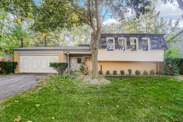 308 Pacific Drive, Bolingbrook, IL 60440