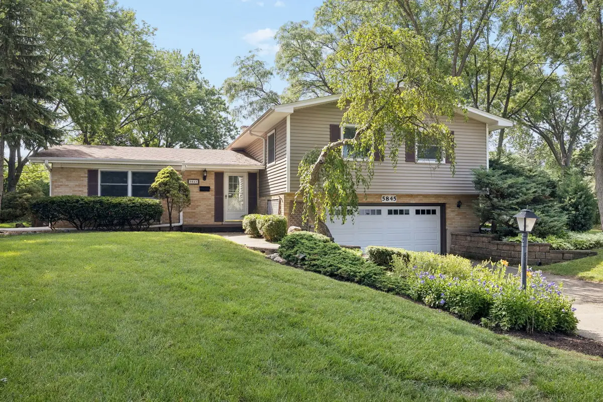 5845 Lenox Road, Lisle, IL 60532 - #1