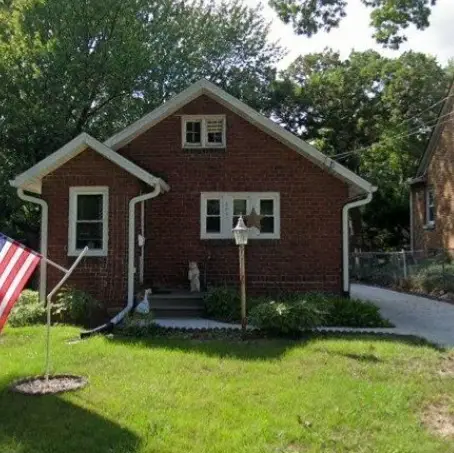 2041 12th Street, East Moline, IL 61244 - #1