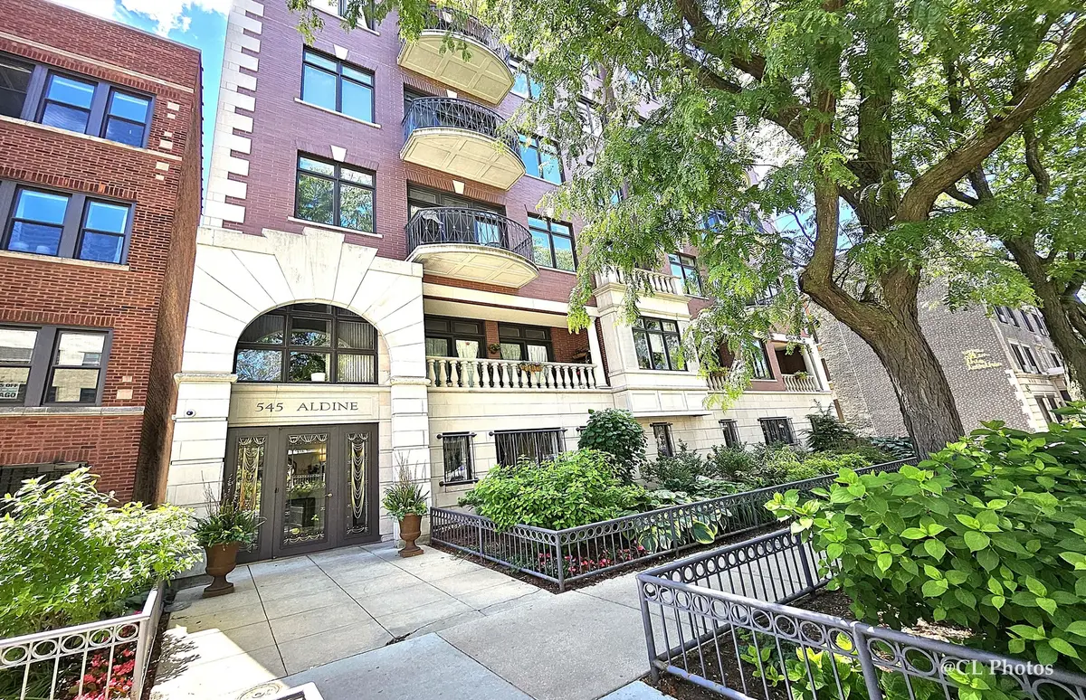 545 W Aldine Avenue #4D, Chicago, IL 60657 - #1