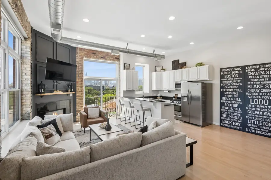 949 N Willard Court #403, Chicago, IL 60642 - #2