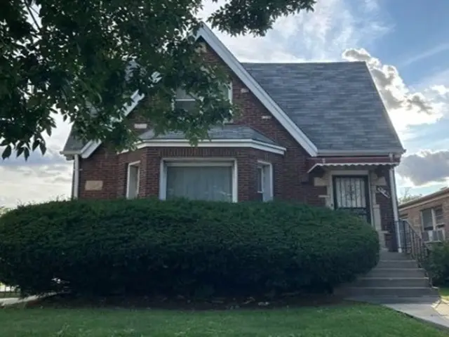 8140 S Jeffery Boulevard, Chicago, IL 60617 - #2