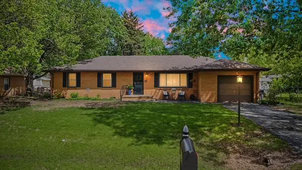 1810 Bellamy Drive, Champaign, IL 61821