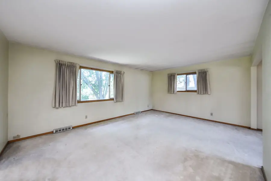 1251 Trillium Court, Batavia, IL 60510 - #2