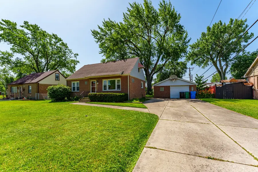 7805 Suburban Lane, Bridgeview, IL 60455 - #2