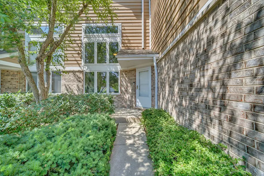56 Woodstone Court, Buffalo Grove, IL 60089 - #3