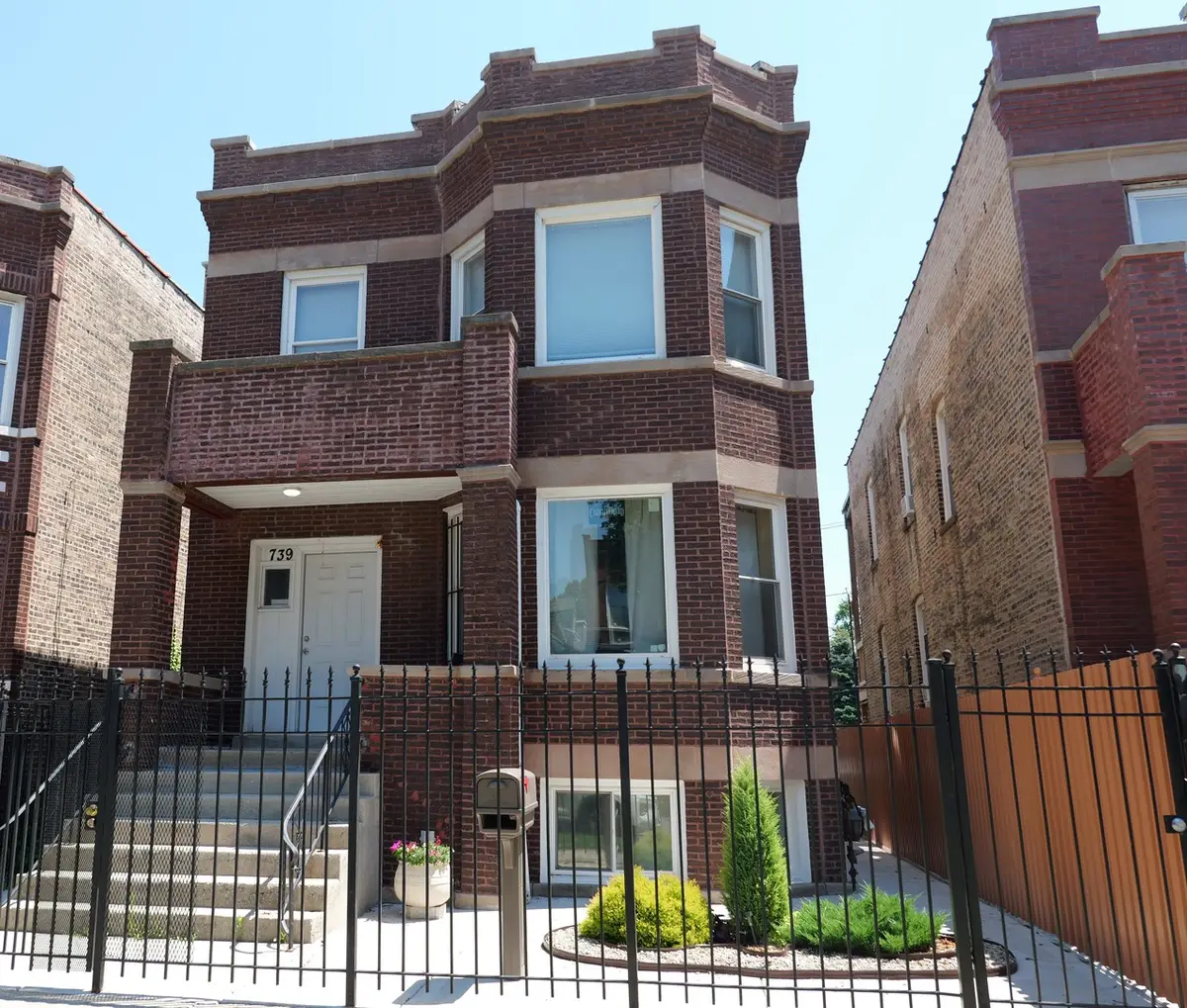 739 N Trumbull Avenue, Chicago, IL 60624 - #1