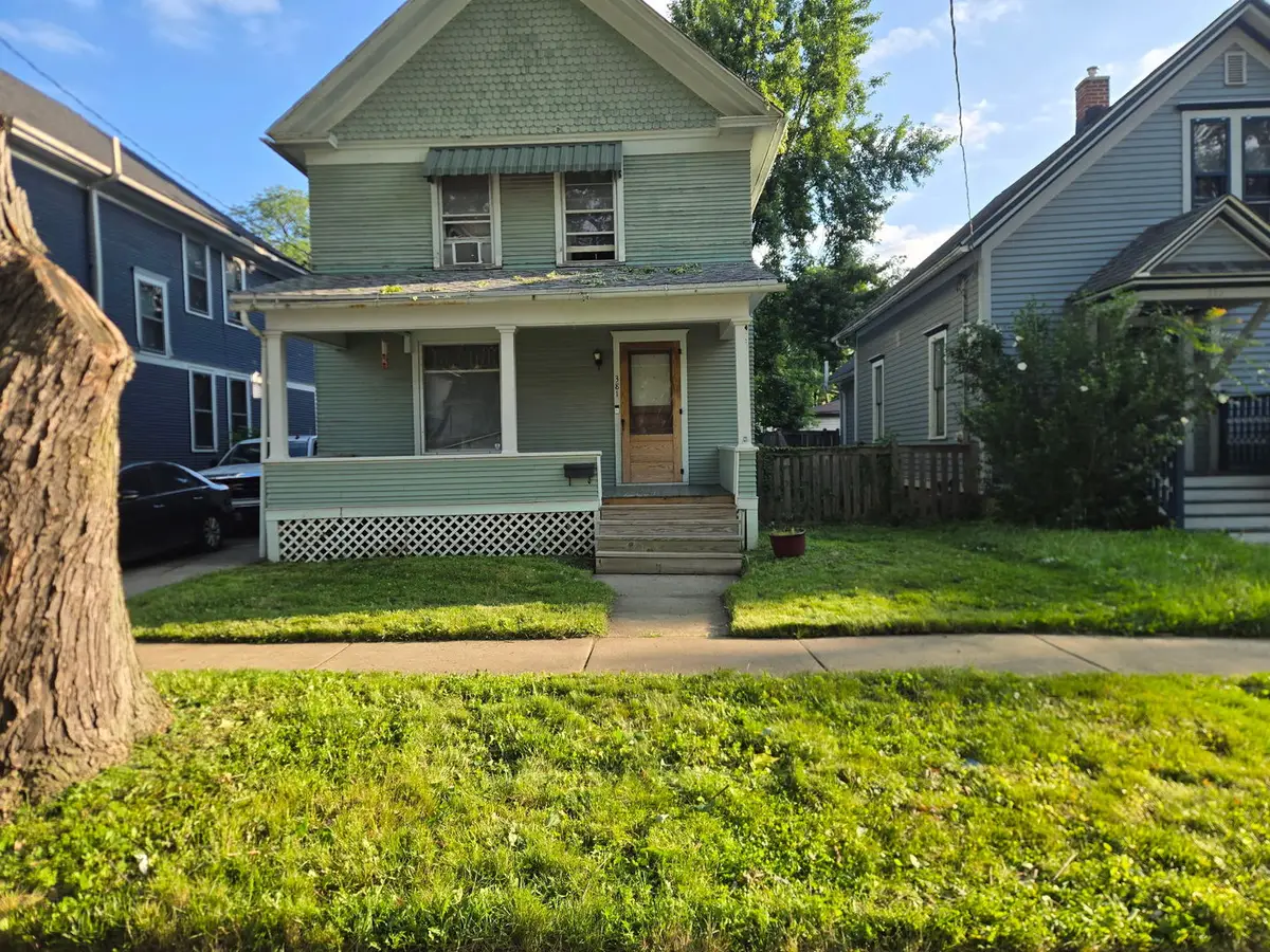 381 Spruce Street, Aurora, IL 60506 - #1