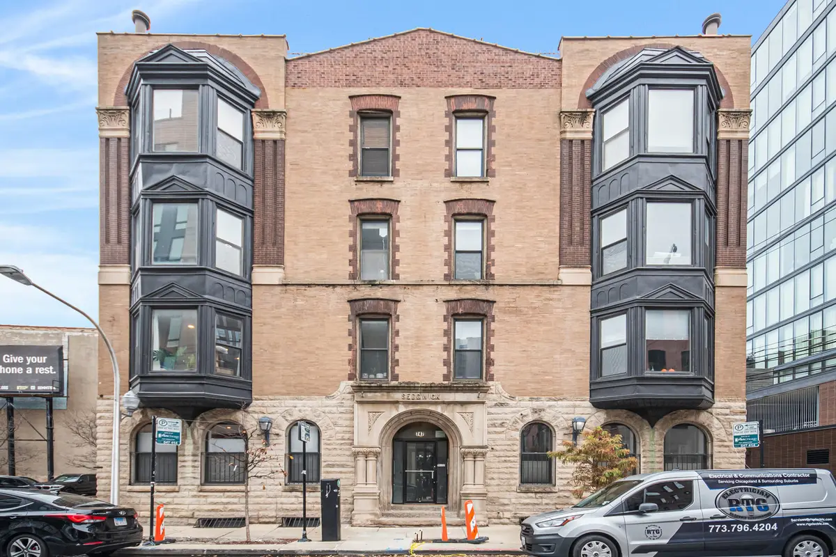 747 N Sedgwick Street #4RS, Chicago, IL 60654 - #1