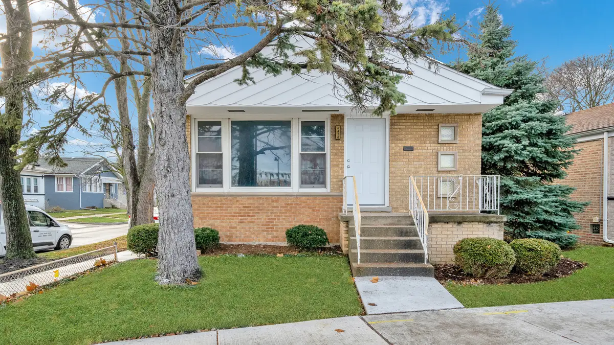 6420 Windsor Avenue, Berwyn, IL 60402 - #1