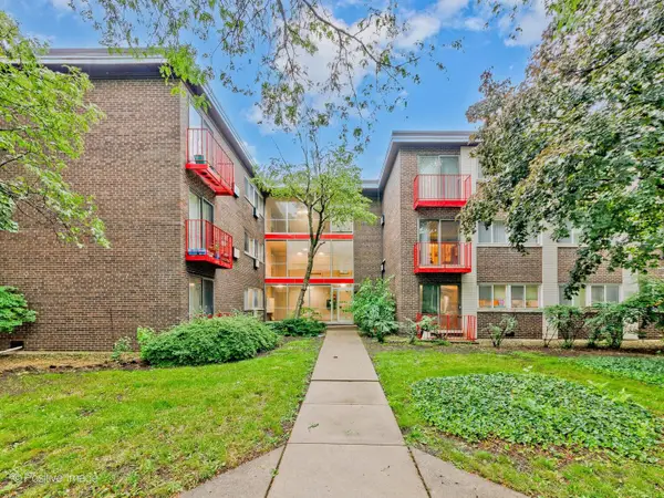 8500 Skokie Boulevard #2C, Skokie, IL 60077
