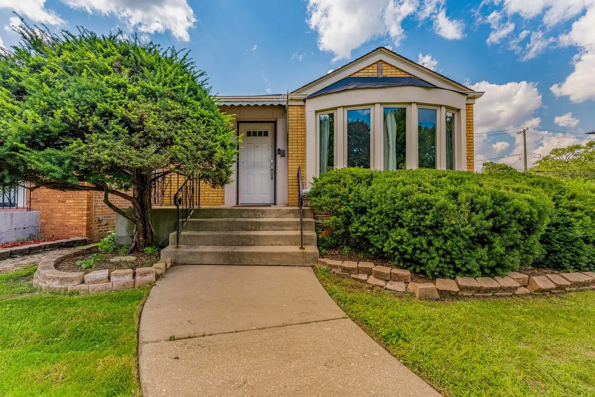 8800 S Merrill Avenue, Chicago, IL 60617 - #1