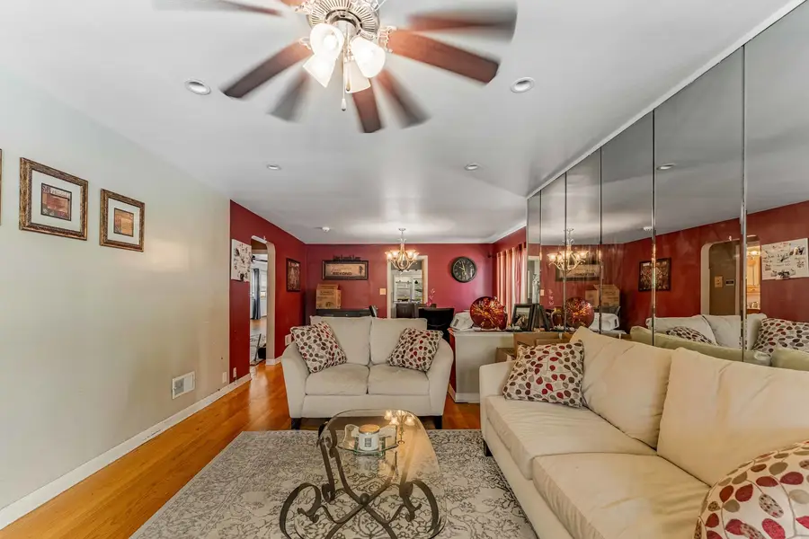 8800 S Merrill Avenue, Chicago, IL 60617 - #3