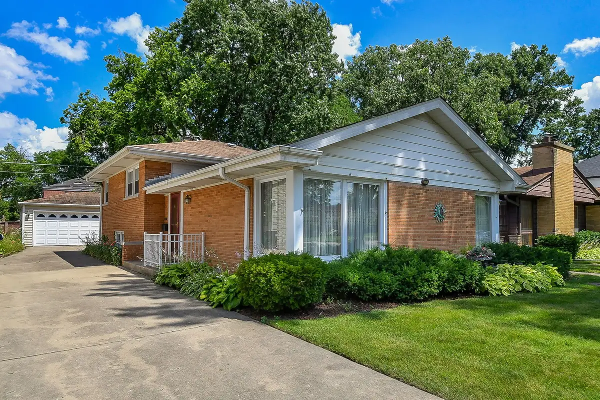 1401 Brophy Avenue, Park Ridge, IL 60068 - #1