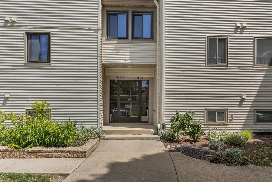 1921 Melrose Drive #A, Champaign, IL 61820 - #2