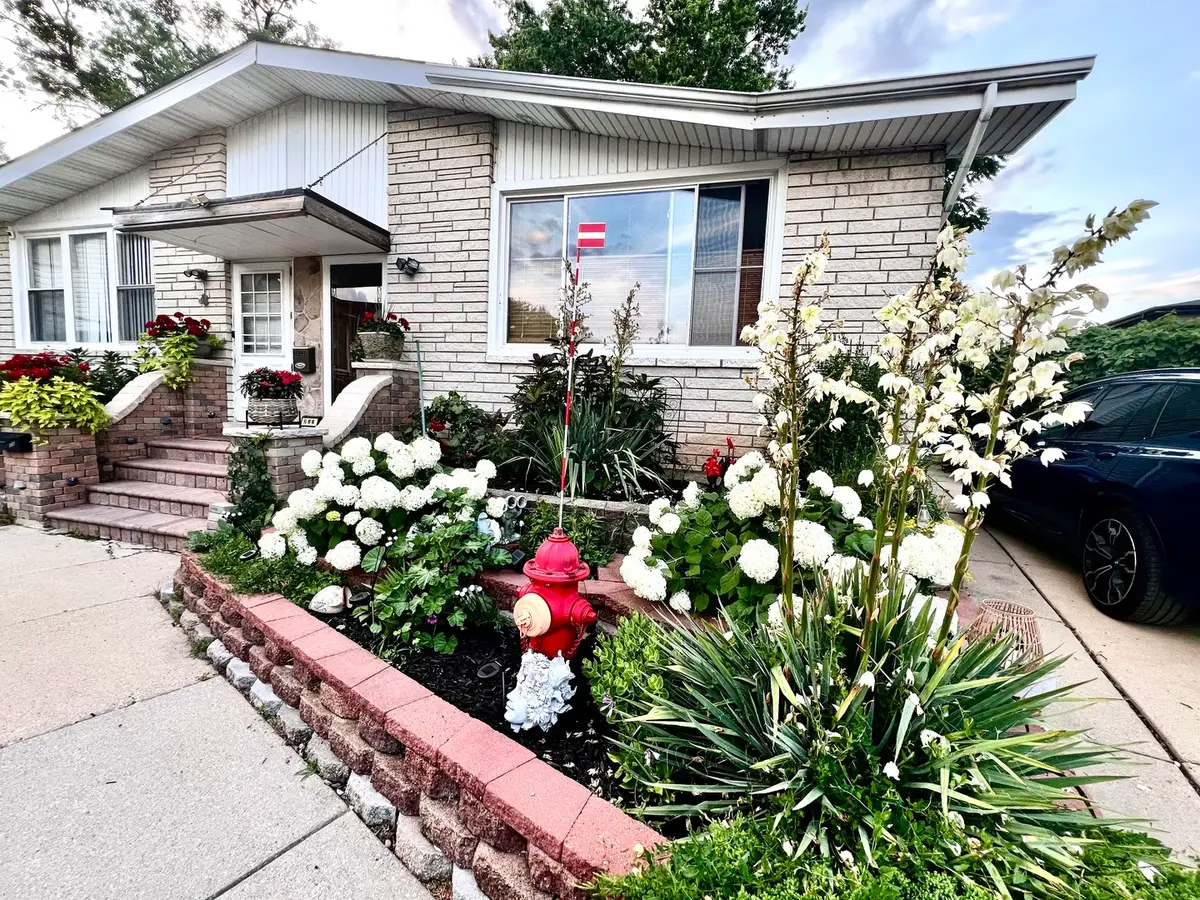 352 Dover Lane #352, Des Plaines, IL 60018 - #1