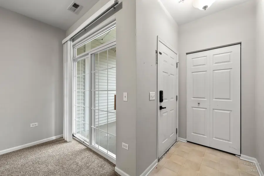 2305 Aurora Drive #4, Hampshire, IL 60140 - #3