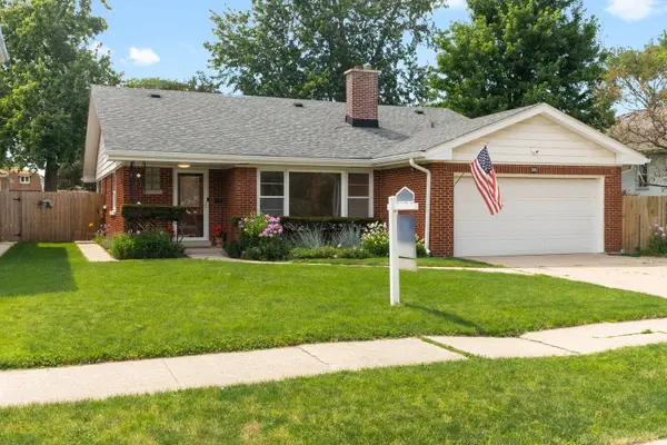 3326 Prairie Avenue, Brookfield, IL 60513