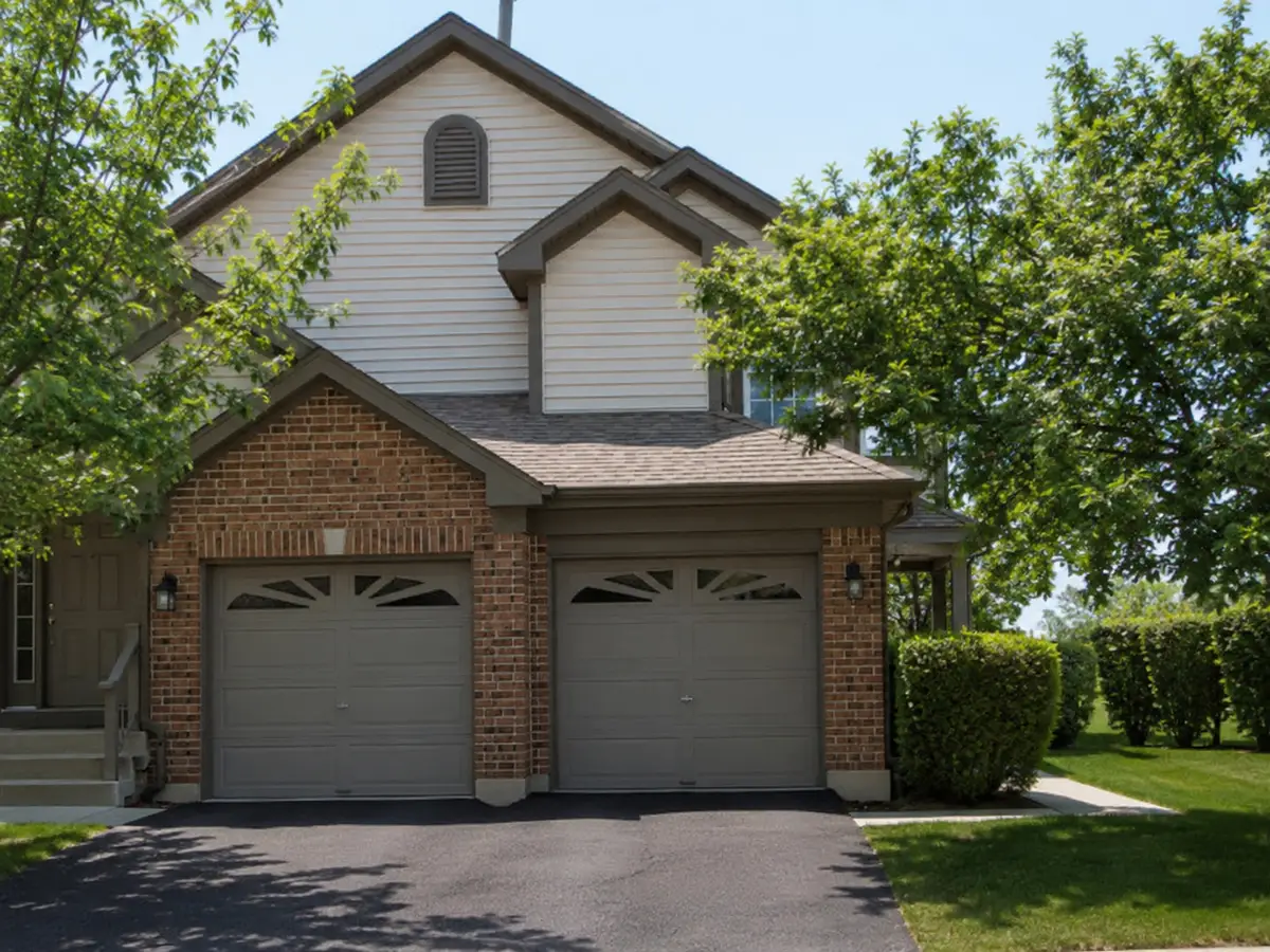 199 Old Oak Court W, Buffalo Grove, IL 60089 - #1