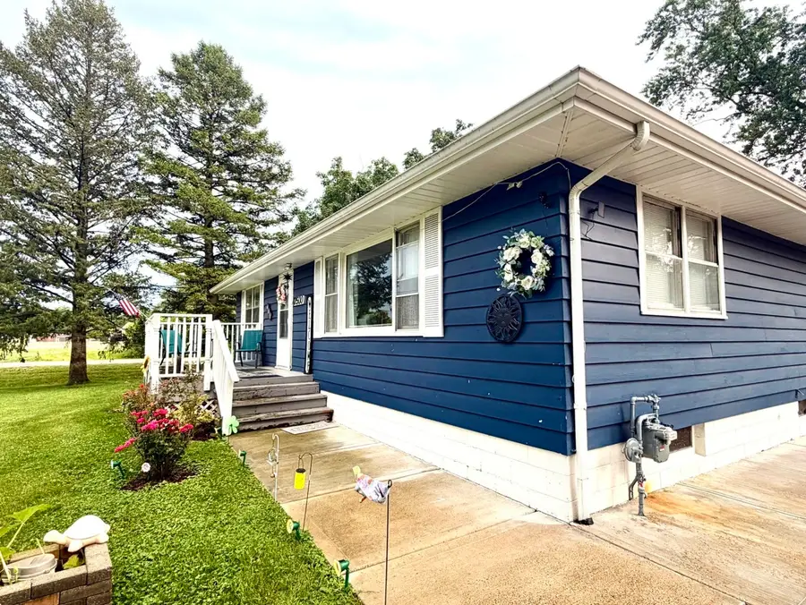 2500 Golfview Street, Joliet, IL 60435 - #2