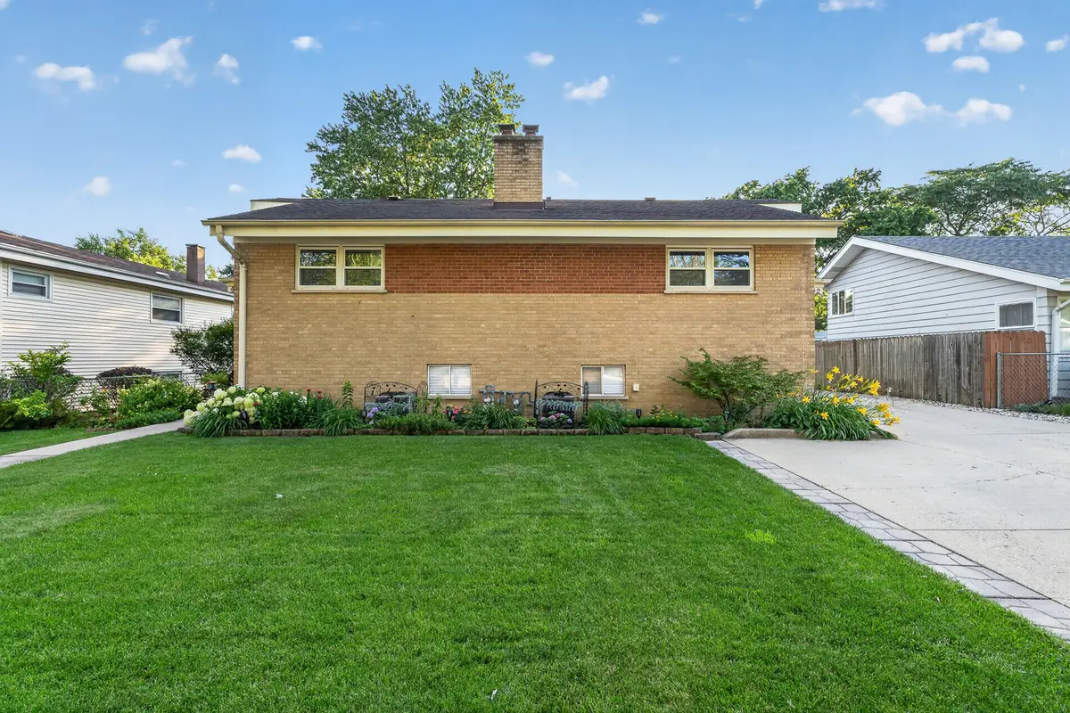 450 N Addison Road, Villa Park, IL 60181 - #1