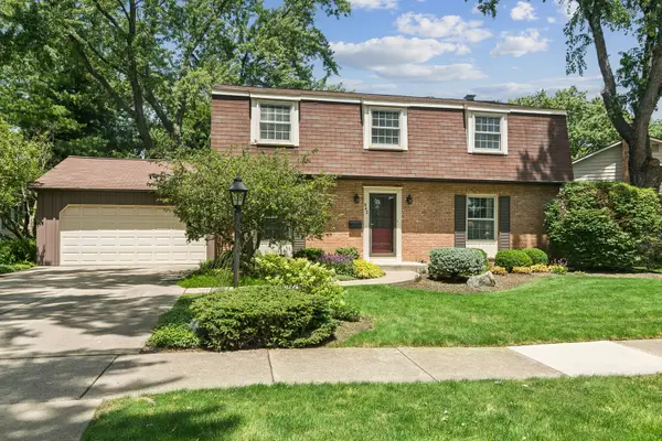 562 E Carpenter Drive, Palatine, IL 60074
