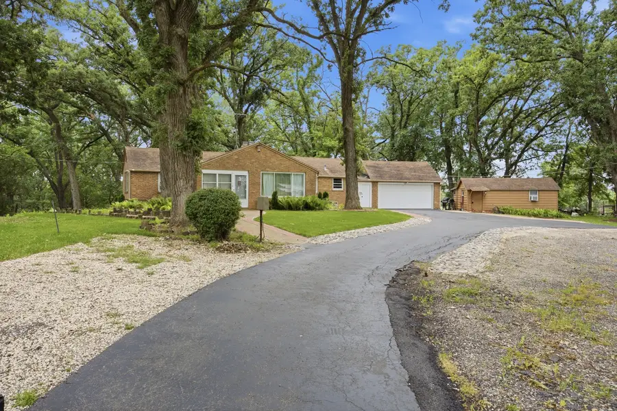 37W961 Bowes Road, Elgin, IL 60124 - #3