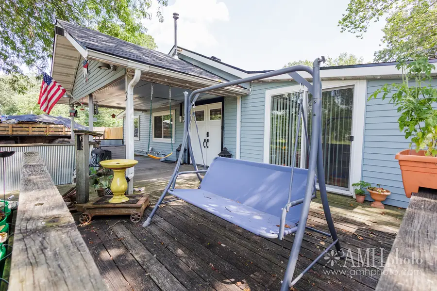 2 Elmwood Avenue, Momence, IL 60954 - #3