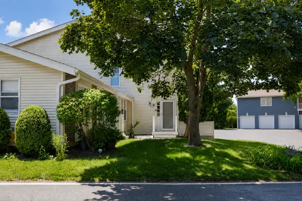 188 Kendall Court #D, Bloomingdale, IL 60108