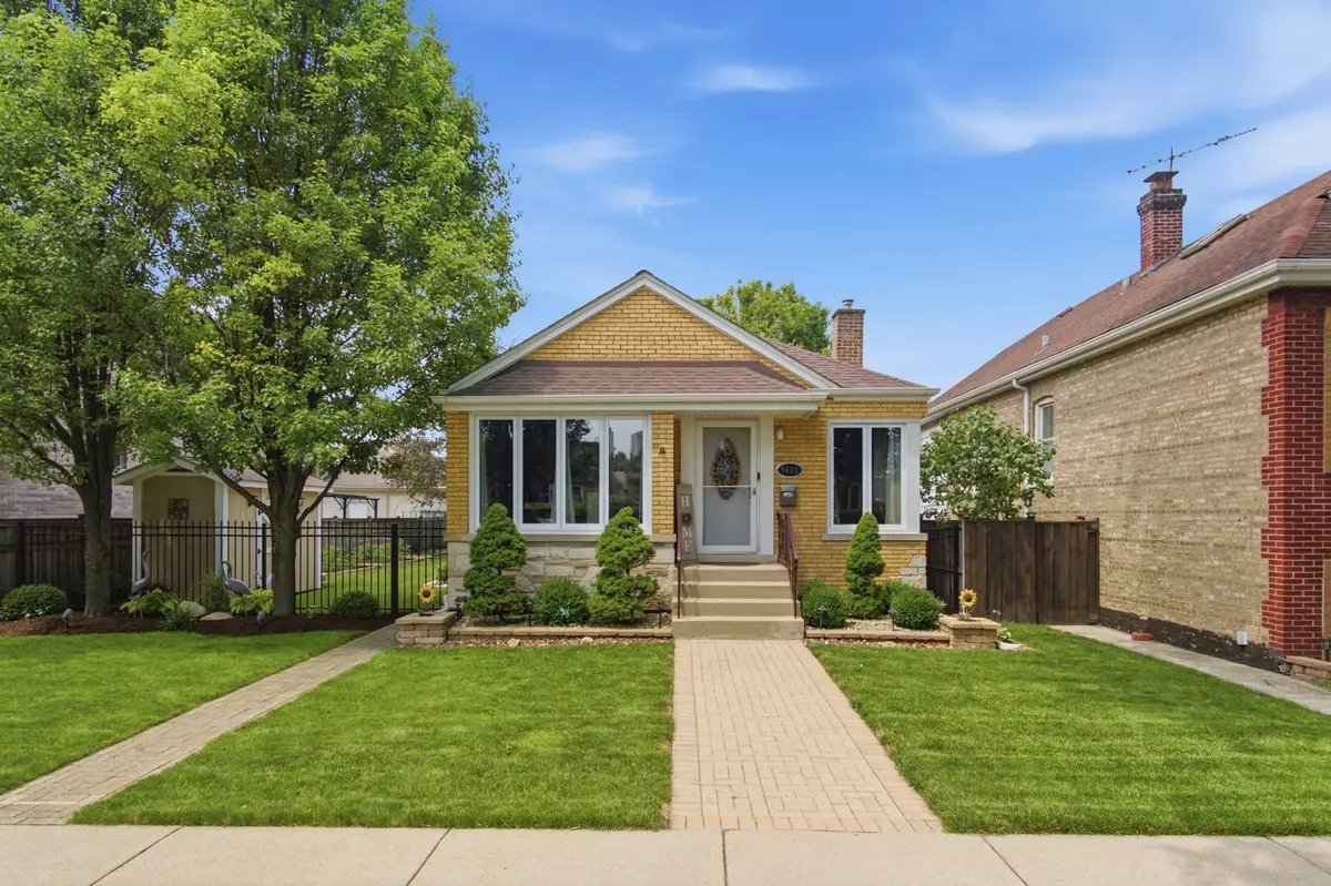 5422 S Sayre Avenue, Chicago, IL 60638 - #1