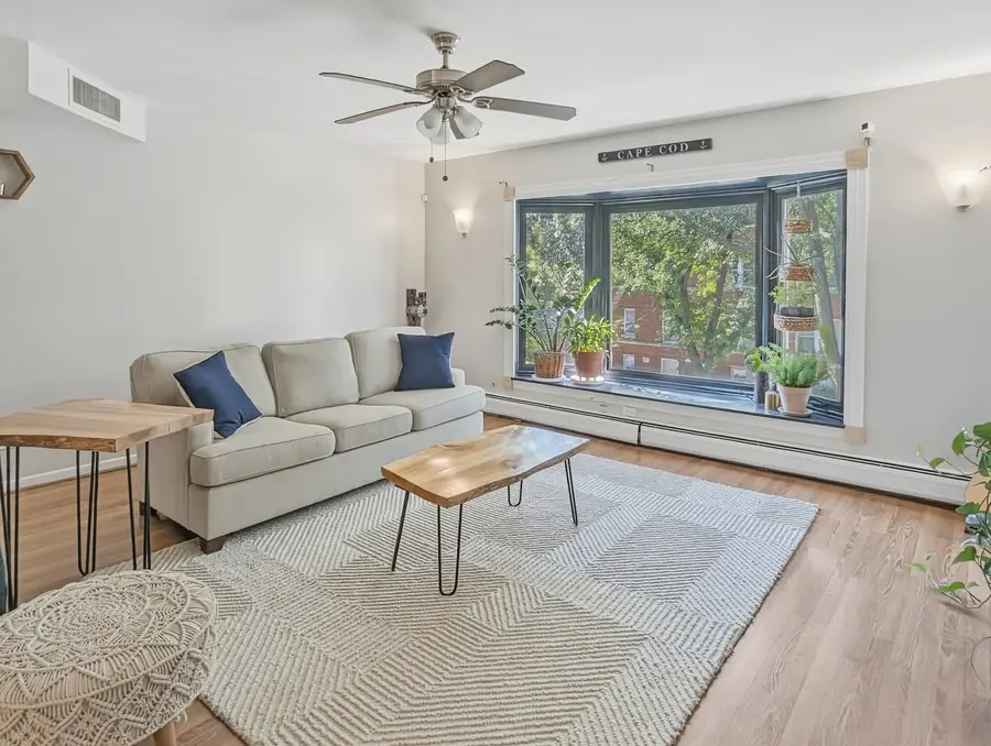 1612 W Farwell Avenue #3C, Chicago, IL 60626 - #2