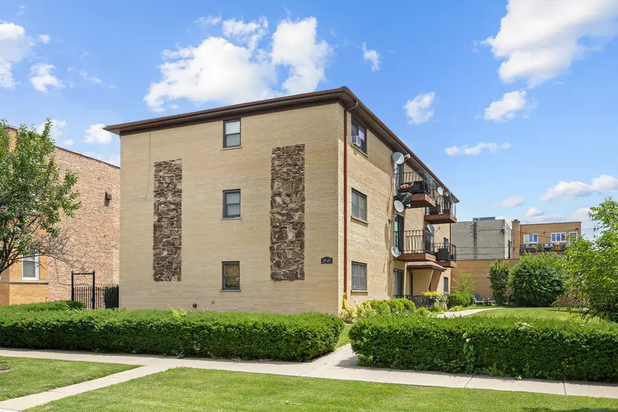 2545 N 72nd Court #1, Elmwood Park, IL 60707 - #2
