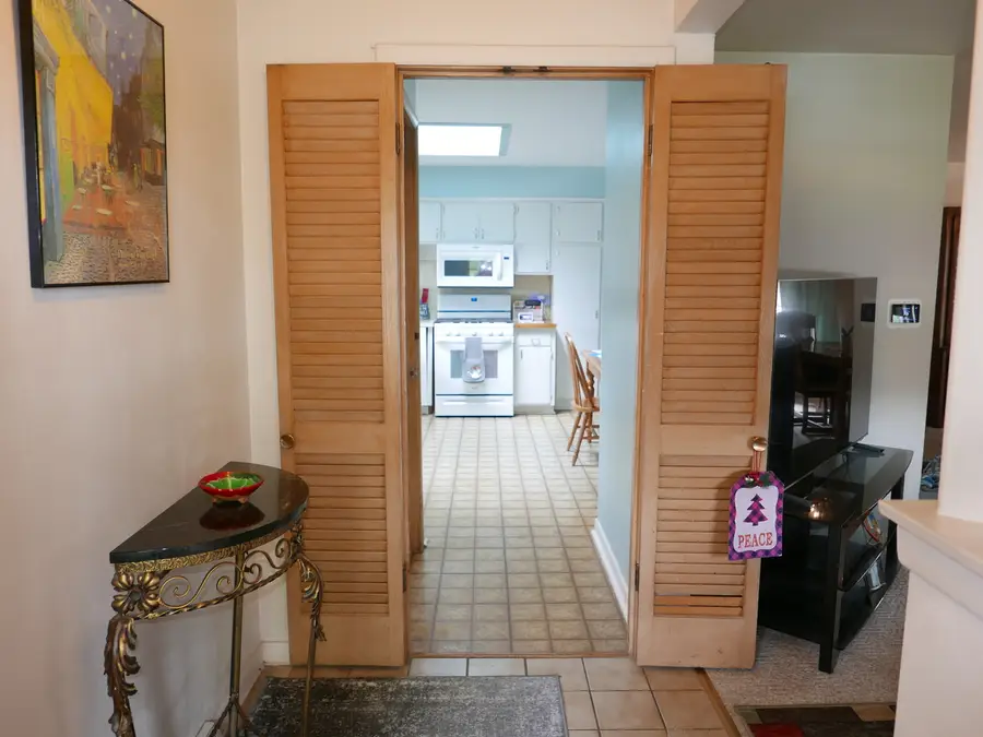 Address Withheld By Seller, Skokie, IL 60076 - #2