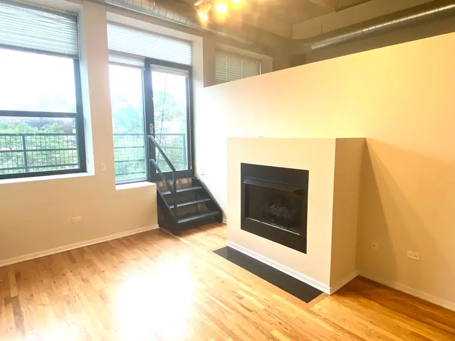 1645 W Ogden Avenue #310, Chicago, IL 60612 - #2