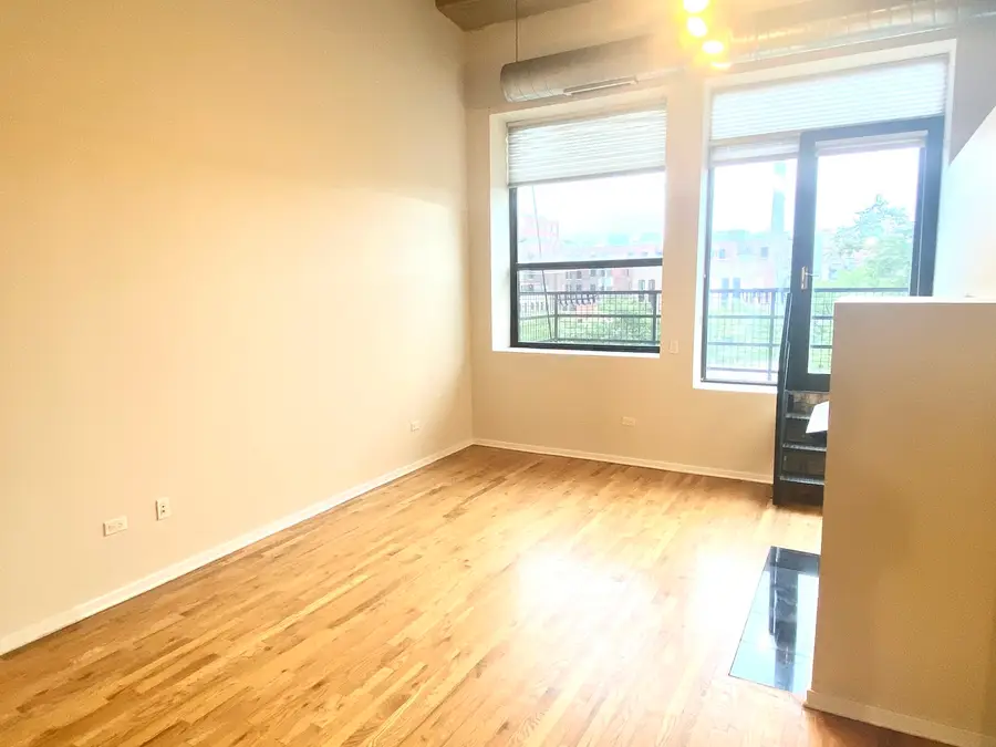 1645 W Ogden Avenue #310, Chicago, IL 60612 - #3
