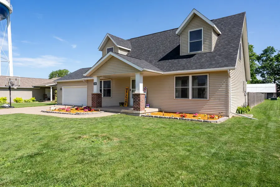 208 3rd Street, Durant, IA 52747 - #3