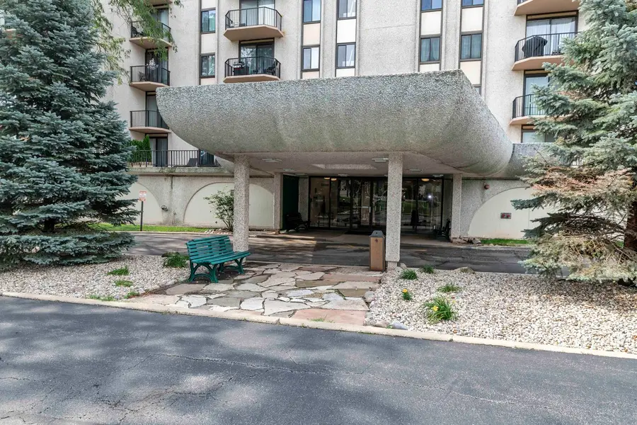 190 S Wood Dale Road #1108, Wood Dale, IL 60191 - #3