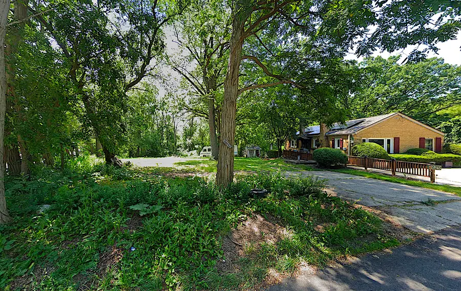 26642 N Il Route 83, Mundelein, IL 60060 - #2