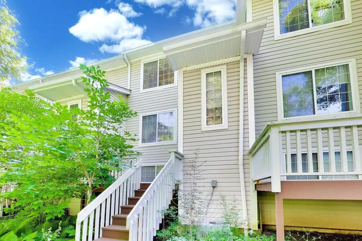 261 W Whispering Oaks Lane #30-5, Round Lake, IL 60073 - #1