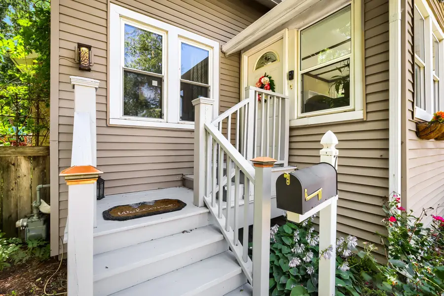 736 Arlington Avenue, Des Plaines, IL 60016 - #3