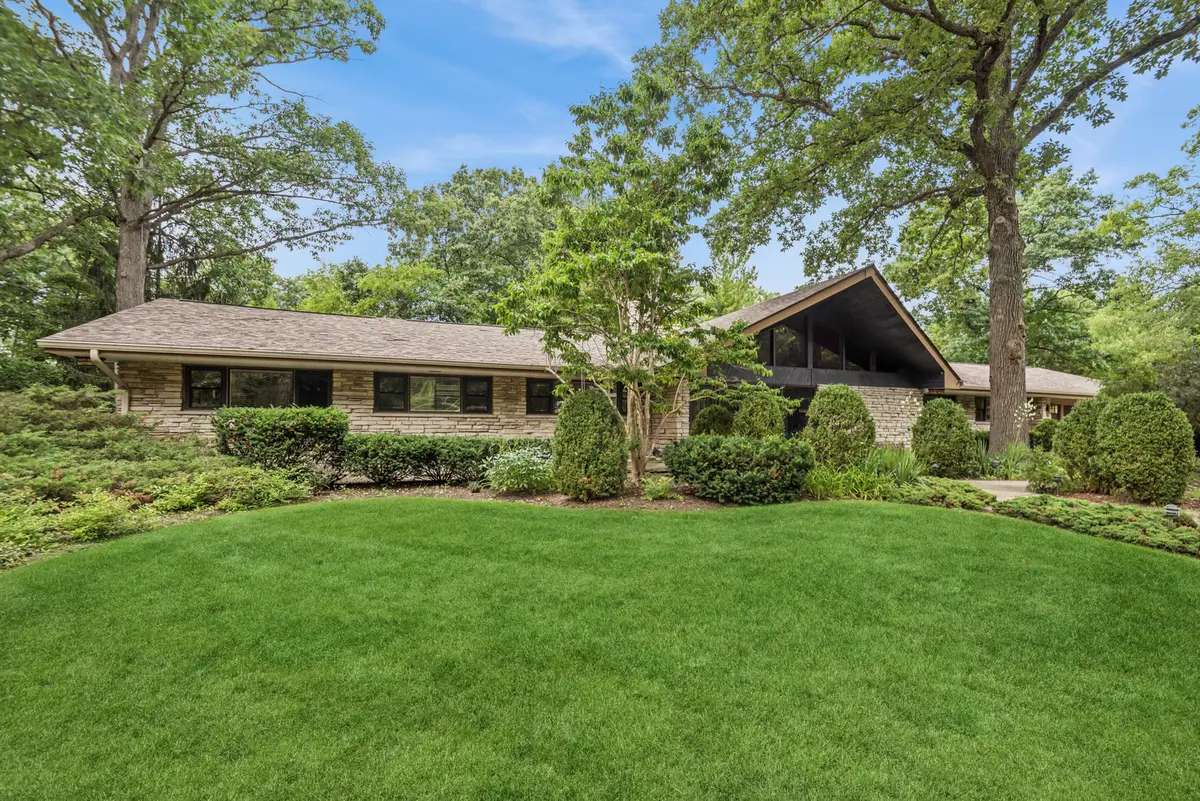 546 Timber Lane, Lake Forest, IL 60045 - #1