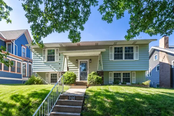 906 E High Street, Davenport, IA 50803