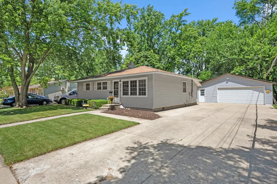 1628 E Dresser Road, Dekalb, IL 60115 - #2