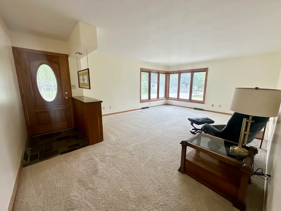 305 N Timothy Lane, McHenry, IL 60050 - #3