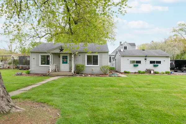 20929 W Sanrem Avenue, Lake Villa, IL 60046