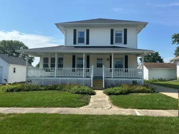 903 Fulton Street, Grand Mound, IA 52751
